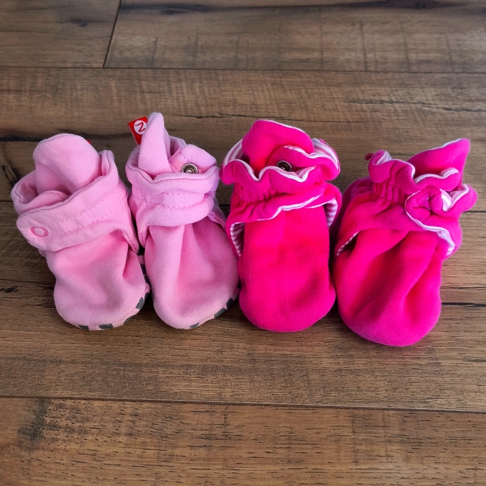 Bundle of Zutano booties